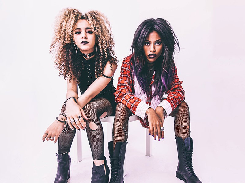 Nova Twins par Nova Twins