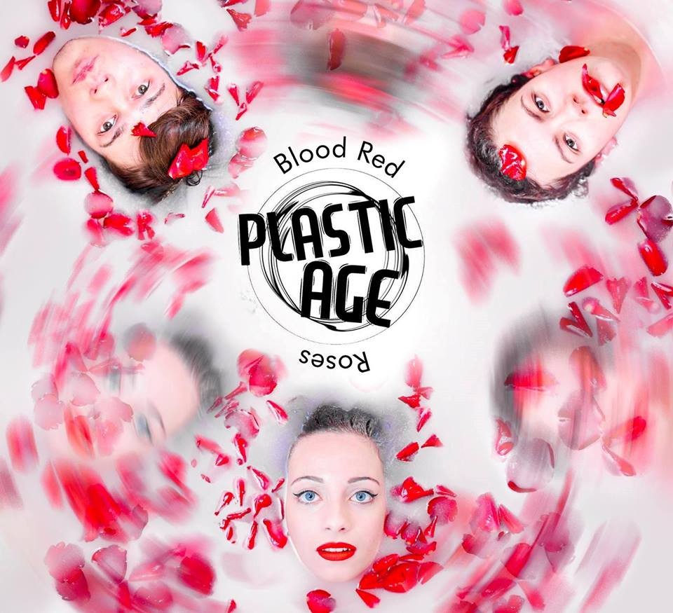 Blood Red Roses par Plastic Age