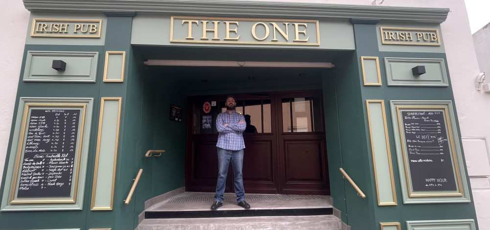 THE ONE   par THE ONE  