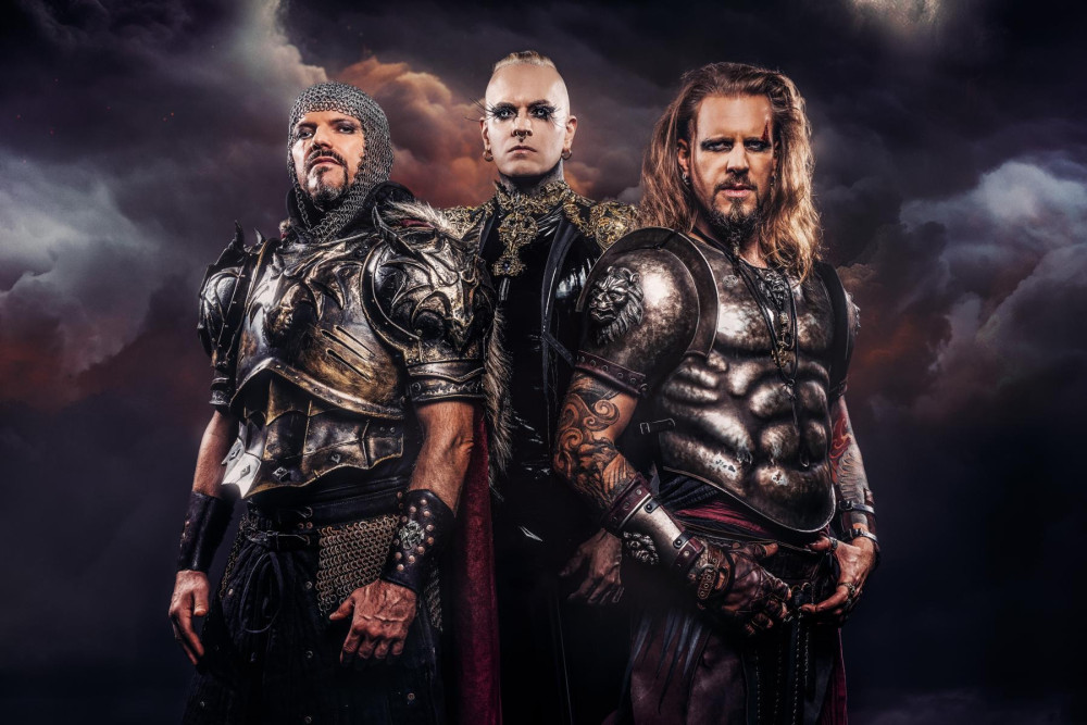 Feuerschwanz et Lord Of The Lost enflamment Düsseldorf avec la vidéo live de 'Lords Of Fyre' 