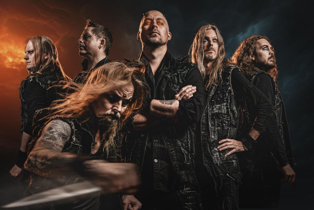 Bloodbound dévoile le clip de 'The Nine Crusades' avec Brittney Slayes et annonce une tournée européenne 