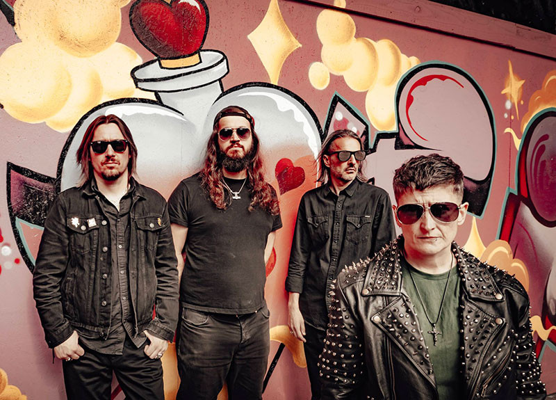 Alunah dévoile le clip de 'La Pucelle' issu de son prochain split album avec Samavayo 