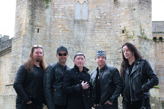 Mad Max dévoile le lyric video de son nouveau single 'Keep You Alive' 