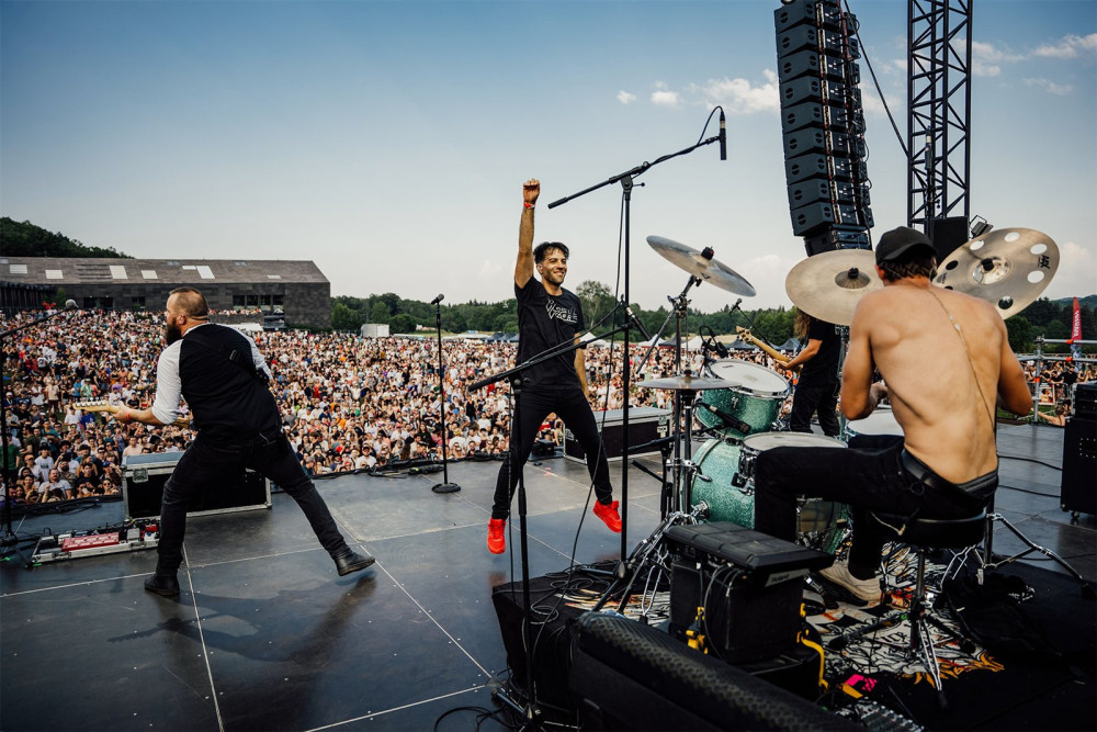 TIRO NAVAL sort son nouveau single 'Rage', premier extrait de son nouvel album studio 'Sans Couronne', sortie le 26 février 2027 