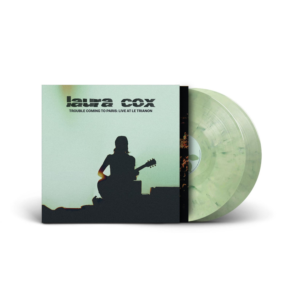 LAURA COX sort son premier album live 'Trouble Coming to Paris : Live at Le Trianon', dont le premier extrait 'No Need To Try Harder', sortie le 20 novembre 2026 