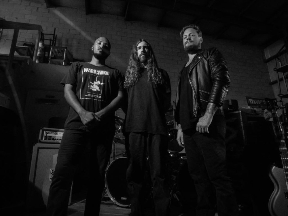 SNAKE MOUNTAIN REVIVAL sort son nouveau single 'Main Line', extrait de son nouvel album studio 'The Divide', sortie le 23 octobre 2026 