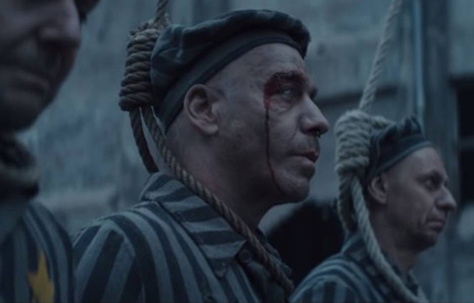 A peine sorti, le nouveau clip de Rammstein semble déjà faire polémique 