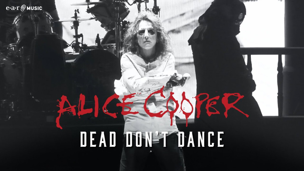 Alice Cooper diffuse sont tout nouveau clip 'Dead Don’t Dance' juste à temps pour Halloween ! 