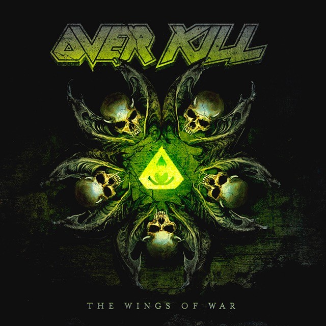 Bobby \'\'Blitz\'\' Ellsworth détaille la diversité du nouvel album \'\'The Wings Of War\'\'.. 