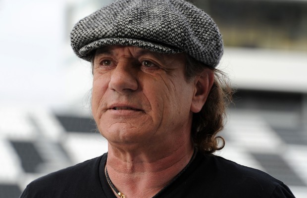BRIAN JOHNSON explique son départ d'AC/DC