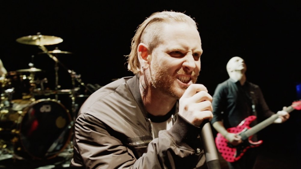 Corey Taylor annonce une interruption indéfinie avec Stone Sour 