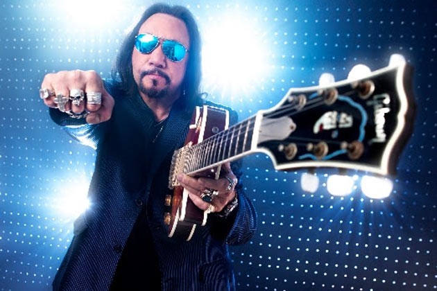 Écoutez le nouveau single \'\'Bronx Boy\'\' d'ACE FREHLEY ! 