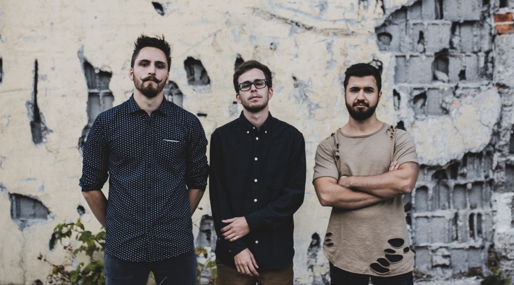 Découvrez le dernier Single de Friday's Spirit !! 