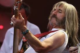 Derek Smalls (SPINAL TAP) de retour avec un nouveau clip ! 