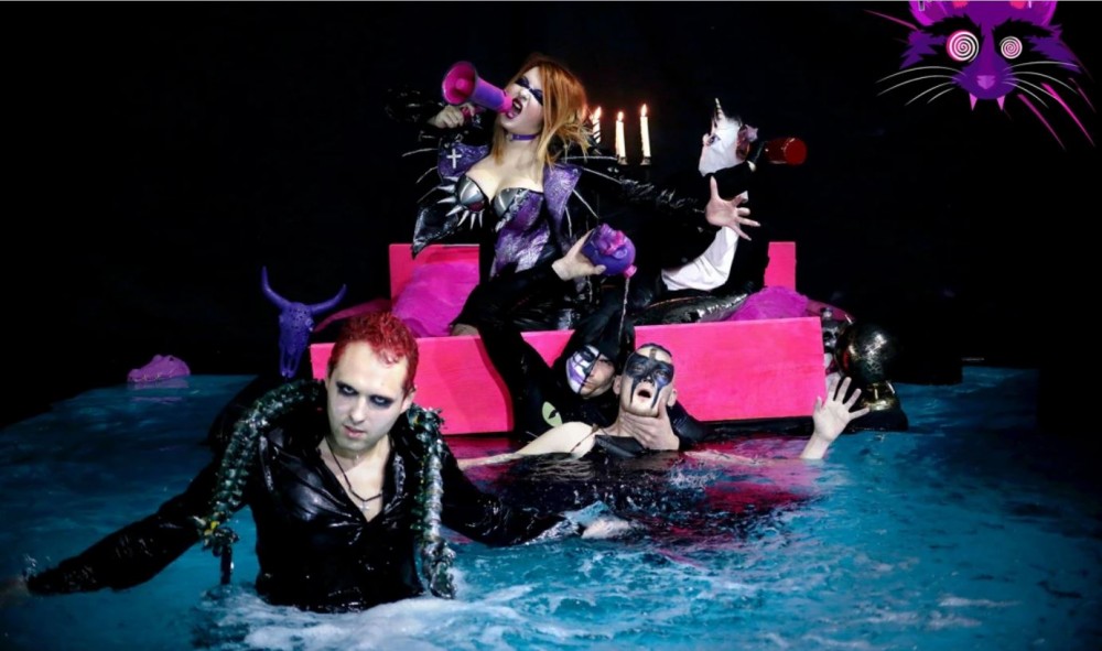 Freak Injection s'apprête à dévoiler un premier opus et vous propose une cover de Britney Spears 
