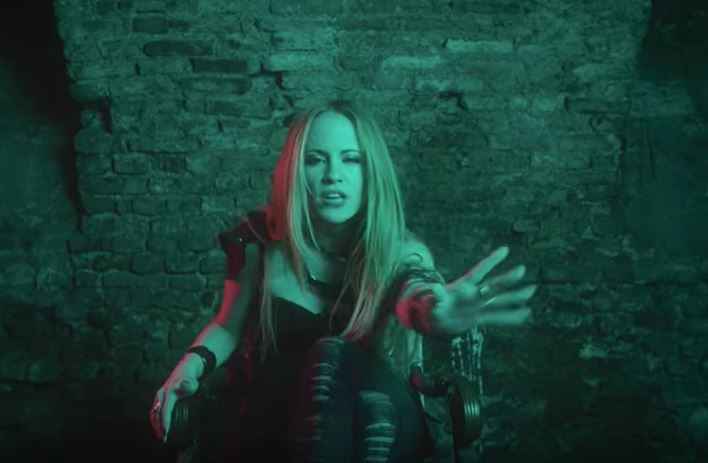 Frozen Crown dévoile un clip pour la chanson \'\'Everwinter\'\', issue de leur dernier album 