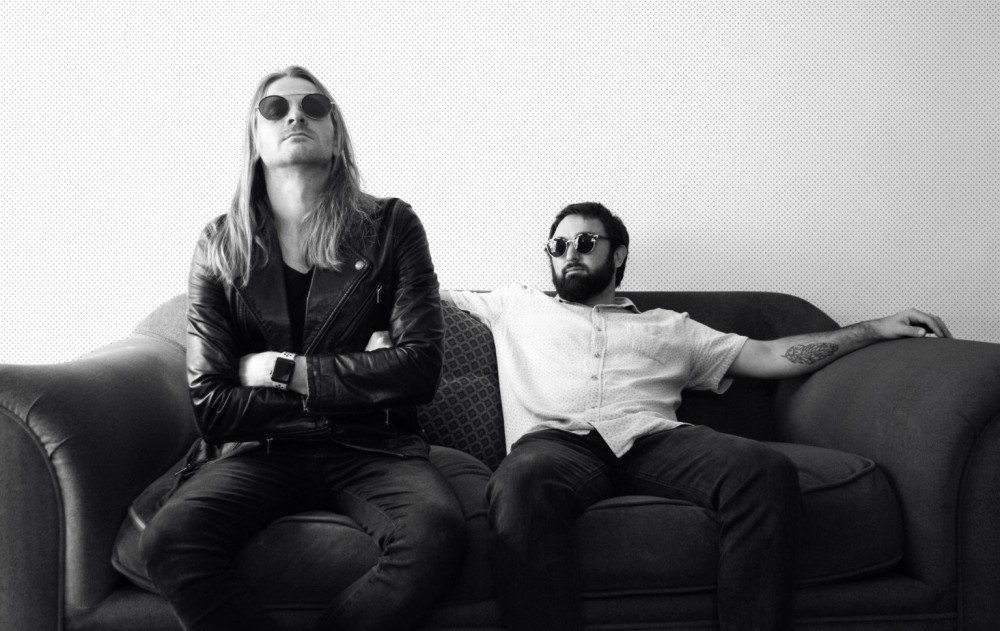 Future Radio, duo de choc, dévoile le clip de 'DOI' 