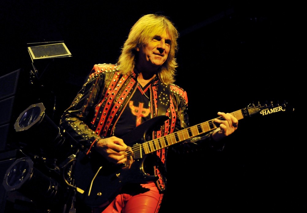 Glenn Tipton remplacé pour la tournée de JUDAS PRIEST ! 