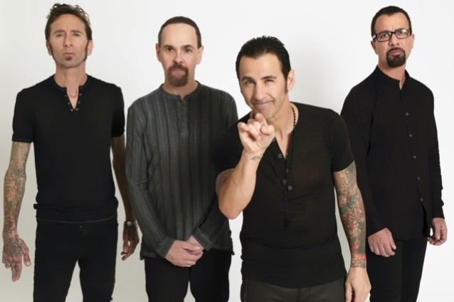 GODSMACK dévoile « When Legends Rise » 