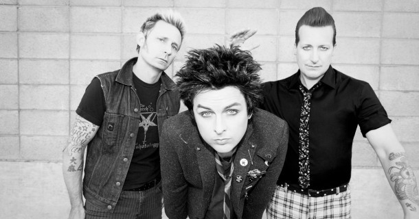 GREEN DAY : Nouvelle vidéo dévoilée ‘2000 LIGHT YEARS AWAY'! 