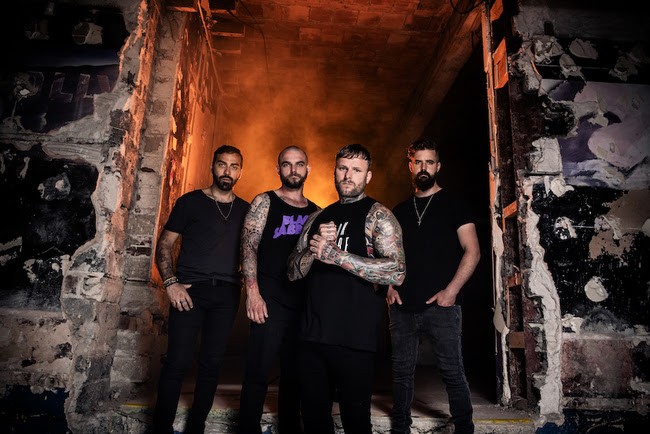 KRIS BARRAS Band publie la vidéo 'My Parade' 