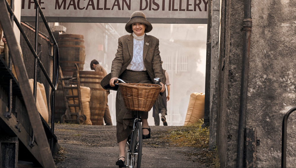 Les Simple Minds signent la BO du premier biopic sur la distilleuse de whisky Janet Isabella Harbinson - THE MACALLAN 