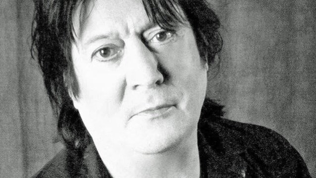 PETE WAY (ex-UFO) a subi une crise cardiaque 