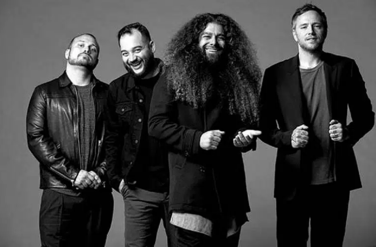 Quand COHEED AND CAMBRIA reprend le "Love Gun" de KISS , ça donne un nouveau single assez génial ! 