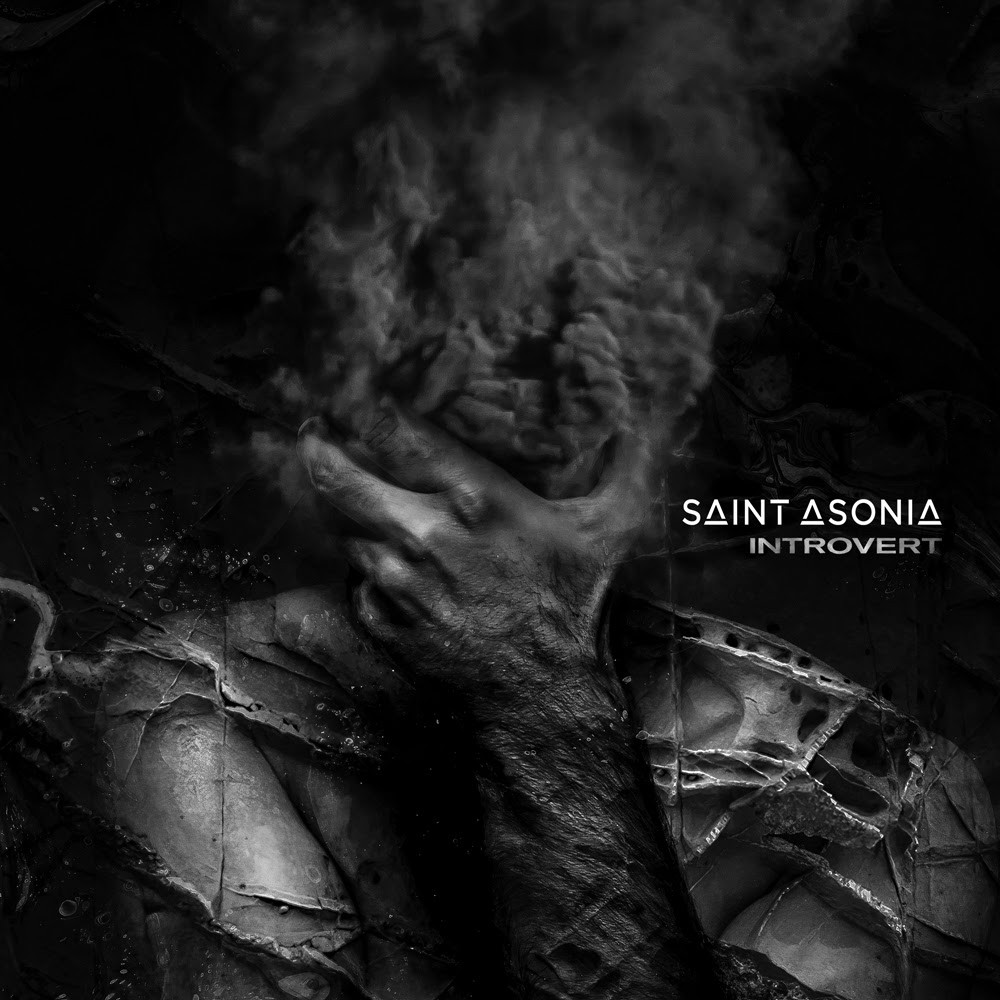 SAINT ASONIA publie la vidéo 'Above It All- Nouvel EP "Introvert" le 1er juillet via Spinefarm