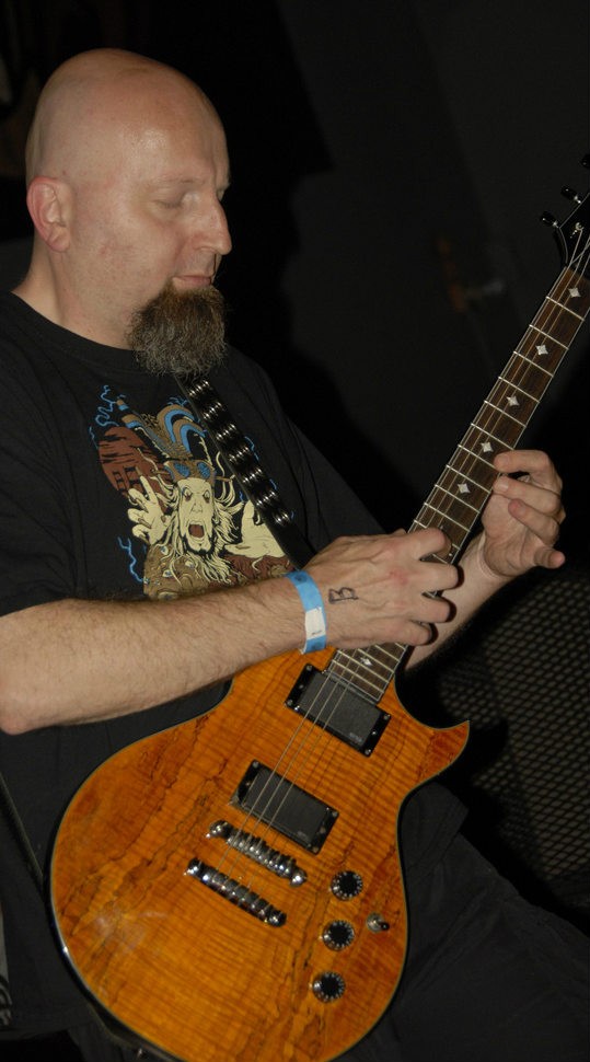 Six Feet Under, Jack Owen rejoint le groupe  