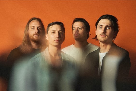 THE PLOT IN YOU : Nouvel album "Swan Song" et vidéo 'Face Me' 
