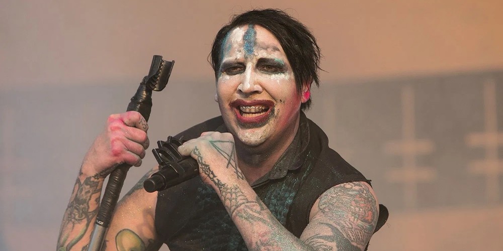 Un mosh pit tout timide au pays du Hip-Hop, grâce à Marilyn Manson!