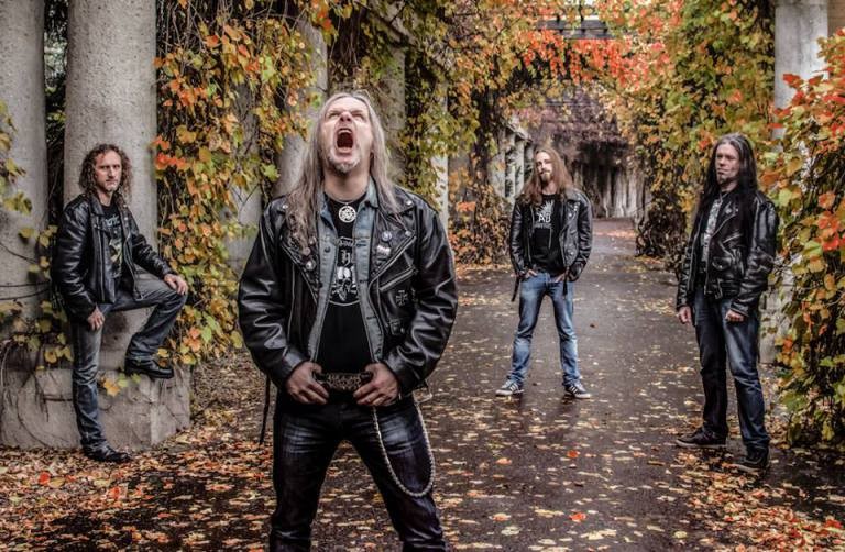 VADER annonce sa participation à des festivals cet été !  