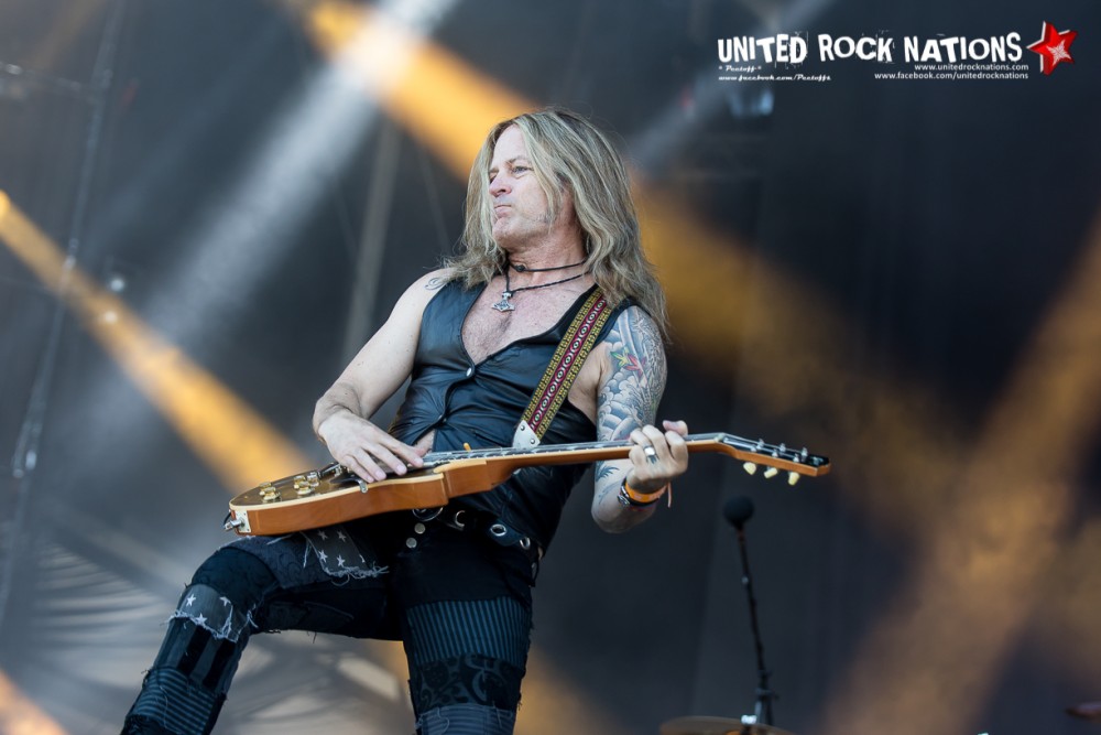 Report THE DEAD DAISIES @ HellFest 2017 !