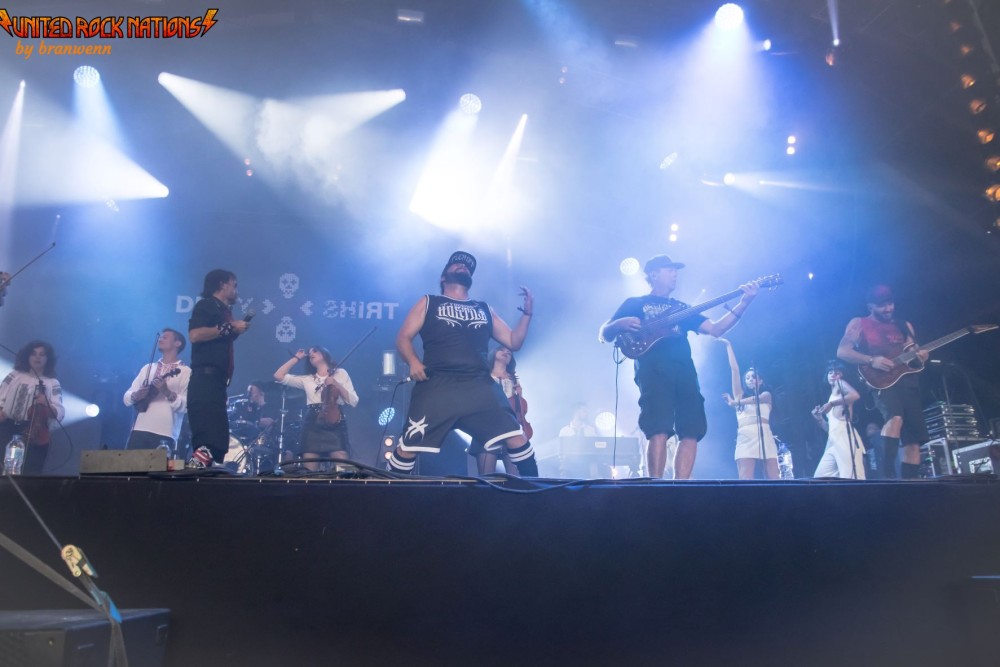 Dirty Shirt et son groupe folk au Hellfest 2022
