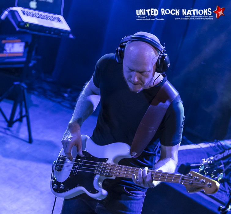 Report THE PINEAPPLE THIEF Au Divan Du Monde Report THE PINEAPPLE THIEF Au Divan Du Monde