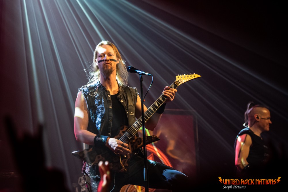 Report Ensiferum à l'Elysée Montmartre le 24/04/2022