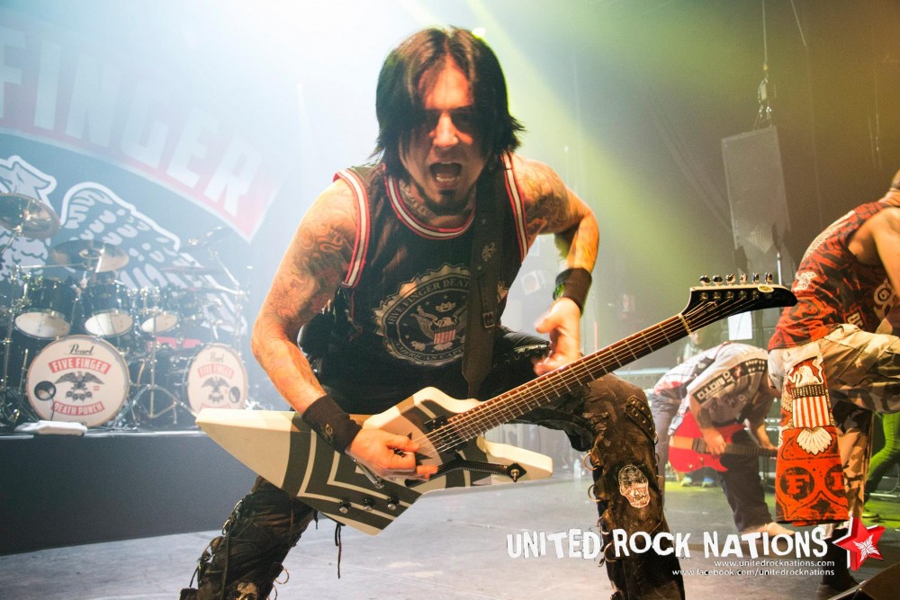FIVE FINGER DEATH PUNCH au Bataclan, Paris