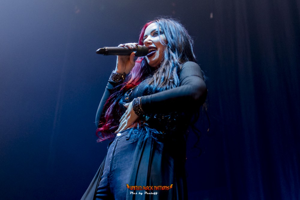 Live-report  NEW YEARS DAY @ Salle Pleyel, le 13/11/2019 !