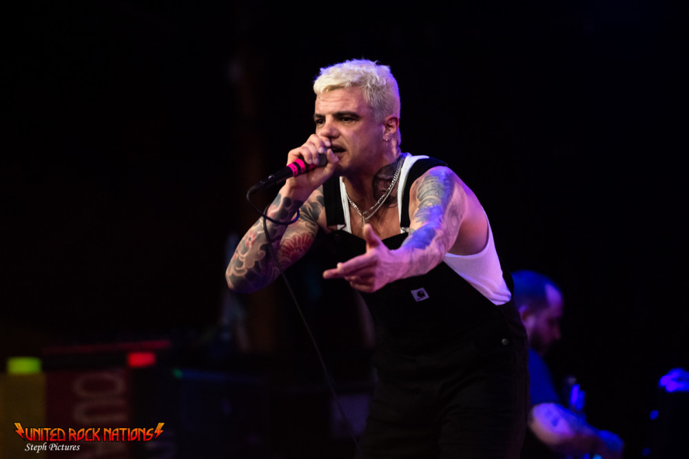 Report Stray Form The Path au Cabaret Sauvage le 12/03/2023